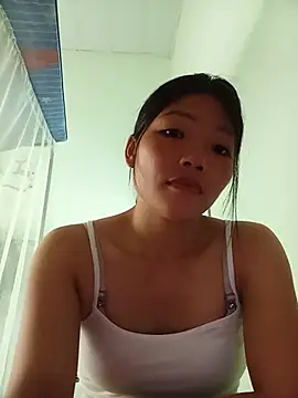 -Quyny- online show from June 9, 2026, 4:57 am