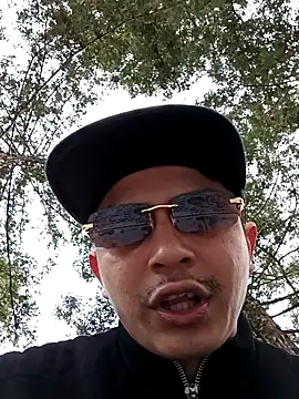 Leon6564 online show from April 20, 2026, 2:14 am