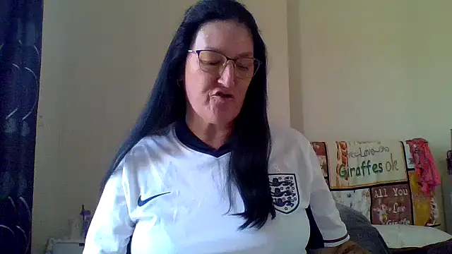 Snapshot of Flirty_Siennax chatting on June 12, 2026, 10:02 am Flirty Siennax online show from June 12, 2026, 10:02 am