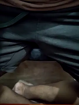 sweetcock180 online show from April 15, 2026, 11:49 am