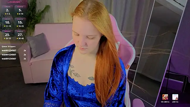 Candy Lirr online show from April 11, 2026, 2:08 am