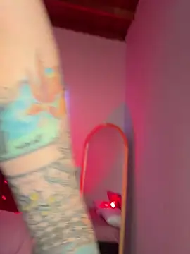 sabrina voss online show from April 12, 2026, 11:24 am