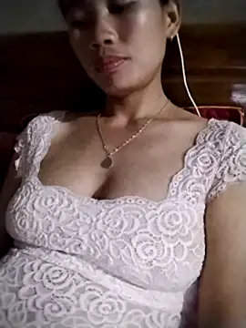 djdddj1 online show from April 13, 2026, 3:38 pm