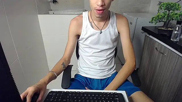 Zamaelprime  online show from April 14, 2026, 6:40 am