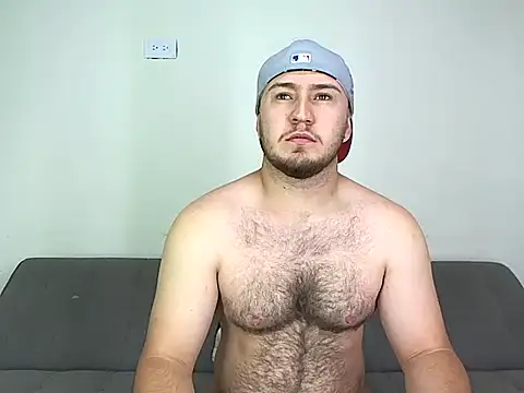 Snapshot of Blake_Wolf1 chatting on May 13, 2026, 12:23 pm Blake Wolf1 online show from May 13, 2026, 12:23 pm