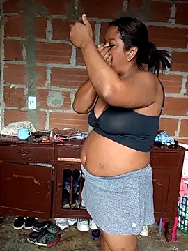 saritaloveyi online show from April 15, 2026, 1:15 pm