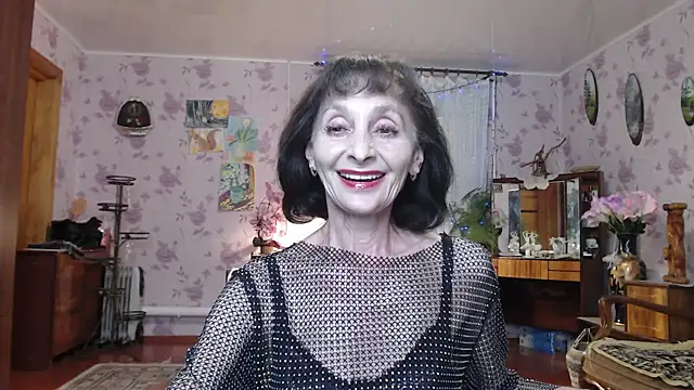 Snapshot of Shooting-Star- chatting on May 17, 2026, 6:41 pm Shooting-Star- online show from May 17, 2026, 6:41 pm