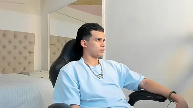 DrakoStone online show from April 14, 2026, 9:20 pm