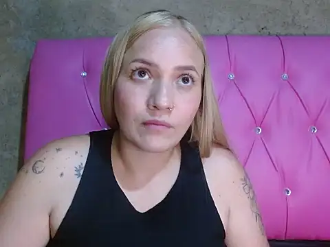 Snapshot of Sendy_Dirty_Fuull chatting on August 5, 2026, 2:05 am Sendy Dirty Fuull online show from August 5, 2026, 2:05 am