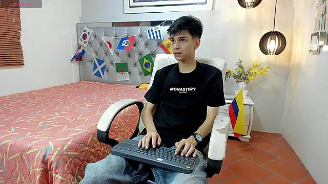 maxim rod online show from July 15, 2026, 7:21 pm