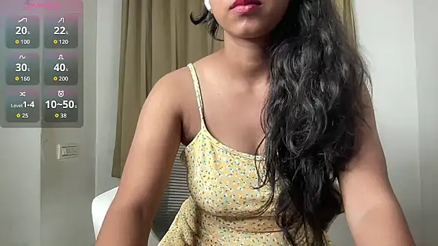 Snapshot of Gorgeous_Sarahh chatting on May 16, 2026, 9:36 pm Gorgeous Sarahh online show from May 16, 2026, 9:36 pm
