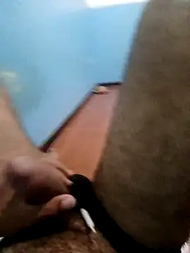 Aecio2029 online show from April 11, 2026, 1:02 am