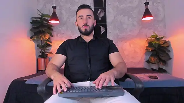 martin foster  online show from March 31, 2026, 3:41 am