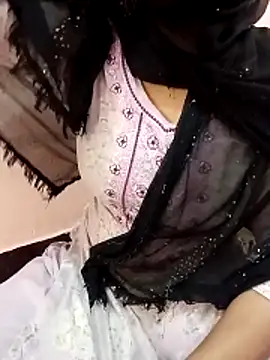 Miss Noor   online show from April 6, 2026, 6:36 am