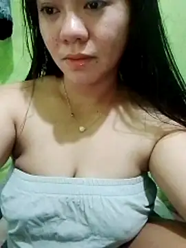 sweety honey27 online show from April 16, 2026, 8:15 am