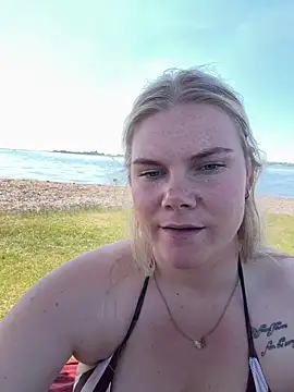 Snapshot of SexyBlondJoanna-Exclusief chatting on May 22, 2026, 10:13 am SexyBlondJoanna-Exclusief online show from May 22, 2026, 10:13 am