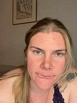 SexyBlondJoanna-Exclusief online show from April 7, 2026, 8:54 pm