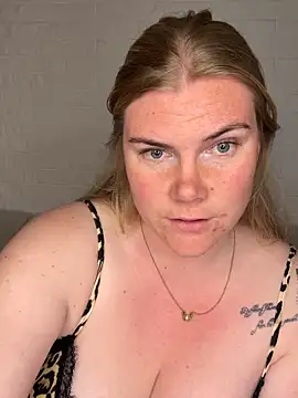 Snapshot of SexyBlondJoanna-Exclusief chatting on April 23, 2026, 6:53 pm SexyBlondJoanna-Exclusief online show from April 23, 2026, 6:53 pm