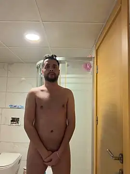 Arin21201 online show from March 30, 2026, 7:04 pm