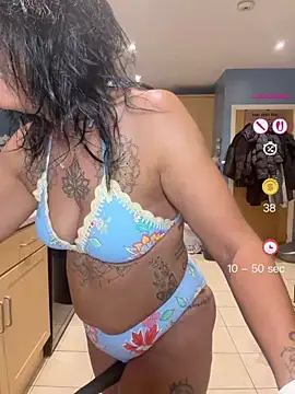 Snapshot of IvyBelleMilf chatting on July 9, 2026, 1:50 am IvyBelleMilf online show from July 9, 2026, 1:50 am