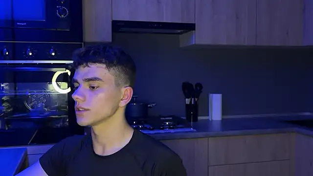 MaxWoolf online show from May 29, 2026, 5:52 pm