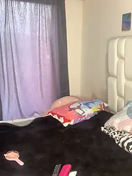 LeticiaVisconti online show from April 5, 2026, 4:46 pm