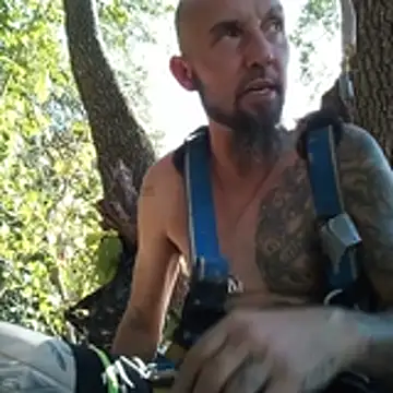 tainted95 online show from April 17, 2026, 9:06 pm