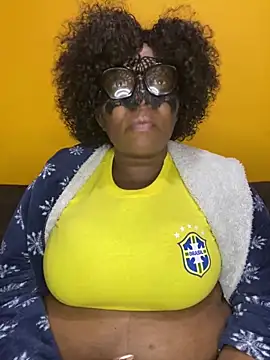BoobsQueeen online show from June 13, 2026, 12:08 am
