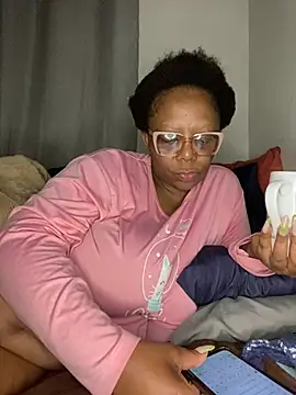BoobsQueeen online show from July 22, 2026, 4:14 am