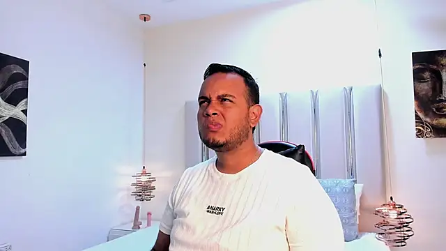 Jay Dusk online show from April 18, 2026, 3:53 am