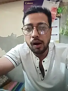 herochoclateboy online show from April 1, 2026, 2:25 pm