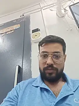 herochoclateboy online show from June 3, 2026, 6:47 am