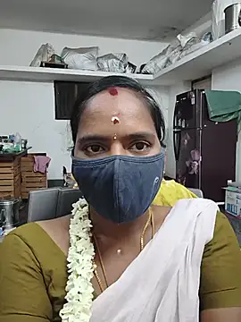 Snapshot of Tamil_Sangeetha chatting on July 15, 2026, 5:53 pm Tamil Sangeetha online show from July 15, 2026, 5:53 pm