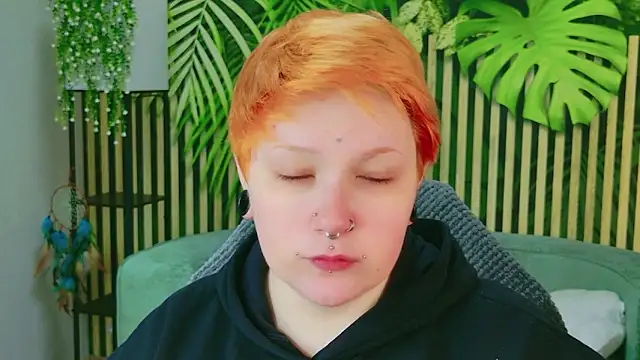 Edna Davis online show from April 17, 2026, 7:44 am