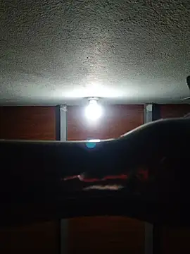 Snapshot of Monglan-c chatting on May 24, 2026, 4:23 am Monglan-c online show from May 24, 2026, 4:23 am