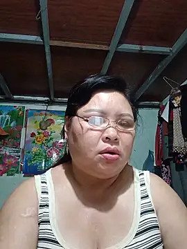 Snapshot of Monglan-c chatting on May 14, 2026, 3:20 pm Monglan-c online show from May 14, 2026, 3:20 pm