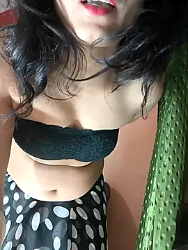 Curvy Sanaya online show from April 5, 2026, 9:54 pm