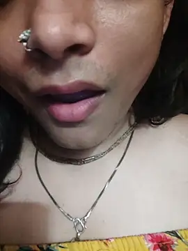 SweetTsAngel online show from April 17, 2026, 3:15 pm