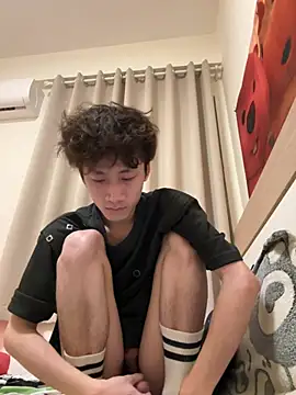 Snapshot of sexyboy-3525 chatting on May 7, 2026, 4:32 pm sexyboy-3525 online show from May 7, 2026, 4:32 pm