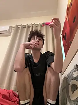 Snapshot of sexyboy-3525 chatting on May 7, 2026, 3:55 am sexyboy-3525 online show from May 7, 2026, 3:55 am