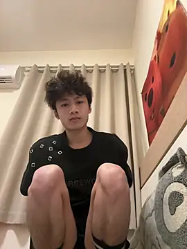 Snapshot of sexyboy-3525 chatting on May 27, 2026, 4:14 pm sexyboy-3525 online show from May 27, 2026, 4:14 pm