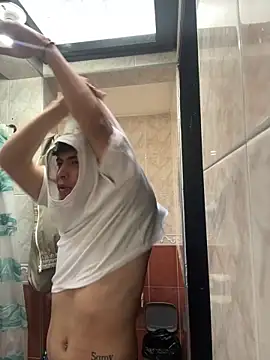 nico herrera   online show from April 28, 2026, 8:02 pm