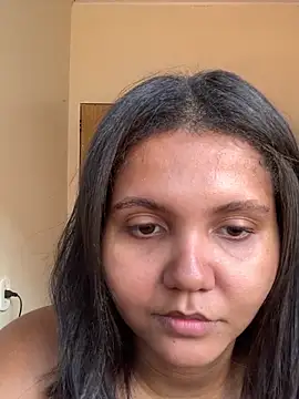 viviboraaaa online show from June 16, 2026, 5:13 pm