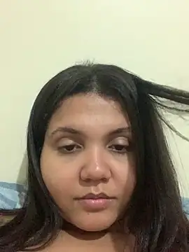 viviboraaaa online show from June 19, 2026, 4:29 am