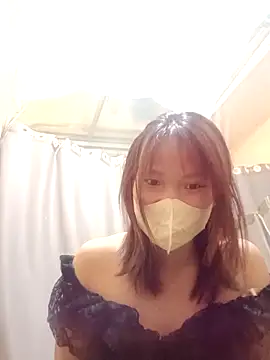 -Trang- online show from April 1, 2026, 5:09 am