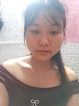 -Cidy- online show from April 2, 2026, 3:24 am