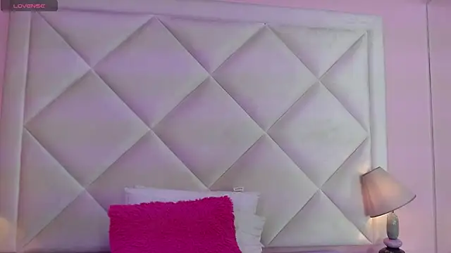 MistressNyx  online show from July 7, 2026, 1:14 pm