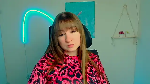 Tiffani Angel online show from April 13, 2026, 11:14 am