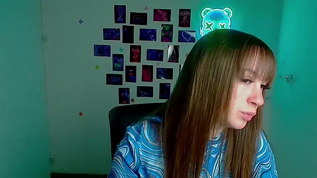 Tiffani Angel online show from April 15, 2026, 5:35 am