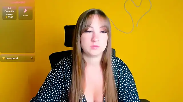 Snapshot of Tiffani_Angel chatting on July 10, 2026, 11:21 am Tiffani Angel online show from July 10, 2026, 11:21 am